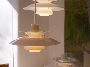 Louis Poulsen PH 5 320 Opal Pendant Light