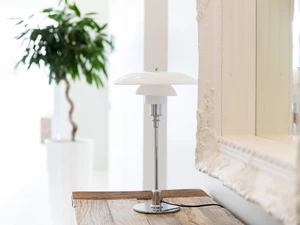 Louis Poulsen PH 3/2 Table Lamp