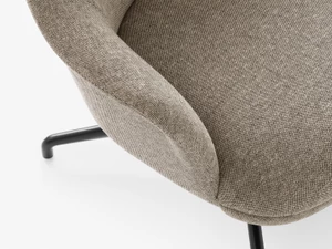 &Tradition HW139 Rely Lounge Chair - Swivel Base
