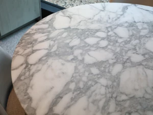 Knoll Studio Saarinen Tulip Dining Table - Ex-Display
