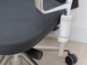 Vitra ID Trim Office Swivel Chair - Grey Frame - Ex-Display