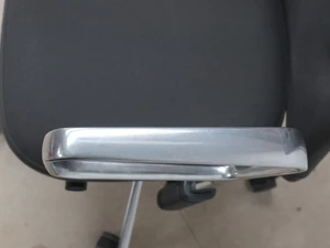 Vitra ID Trim Office Swivel Chair - Black Frame - Ex-Display