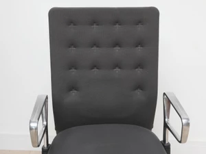 Vitra ID Trim Office Swivel Chair - Black Frame - Ex-Display