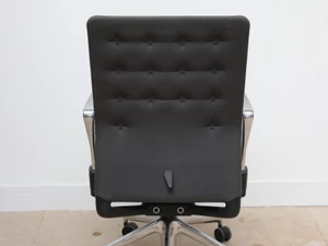 Vitra ID Trim Office Swivel Chair - Black Frame - Ex-Display