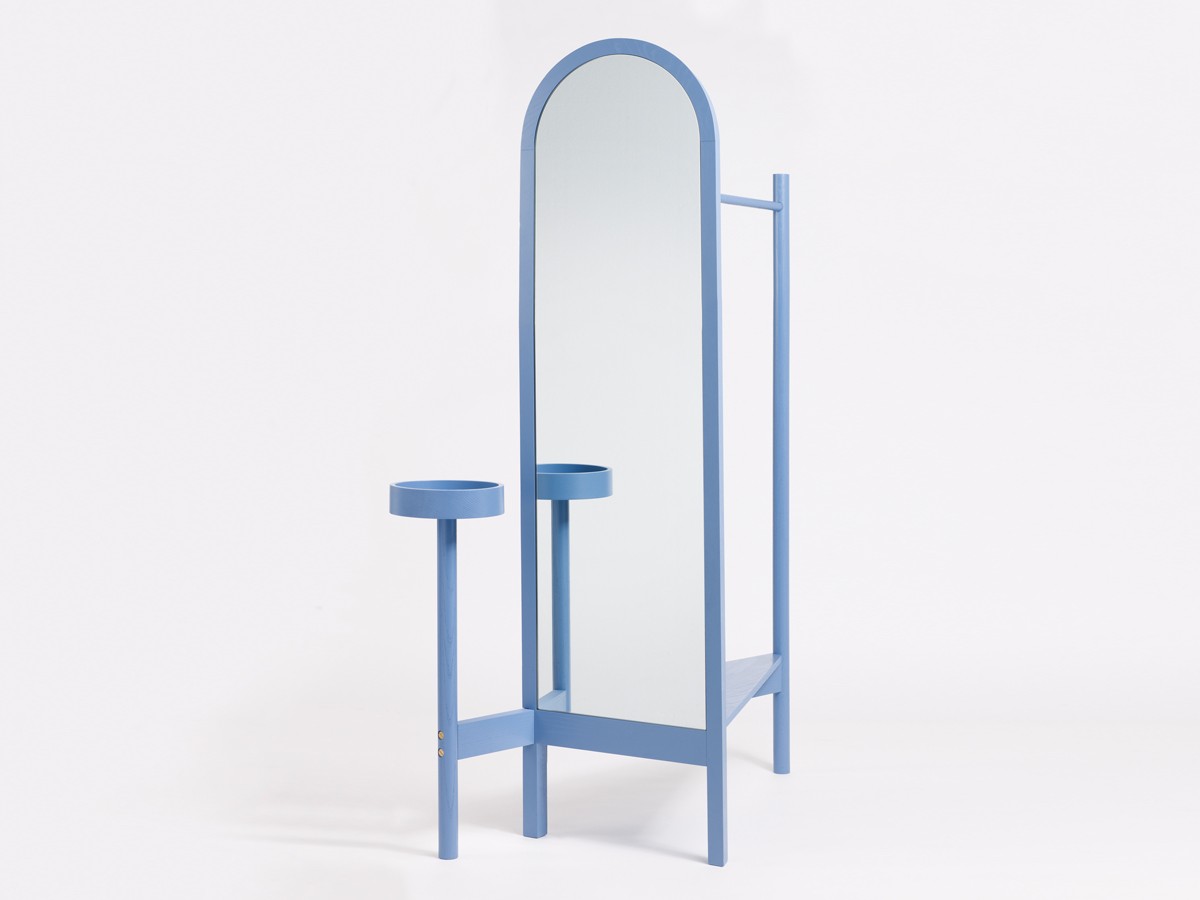 Another Country Clothes Horse