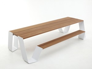 Extremis Hopper Table