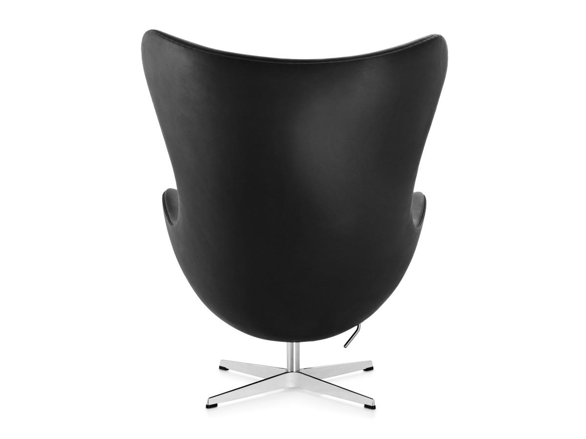 Buy the Fritz Hansen Egg Lounge Chair Leather at Nest.co.uk