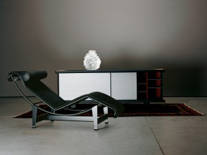 Cassina 513 Riflesso Container Unit
