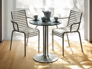 Driade PIP-e Round Cafe Table