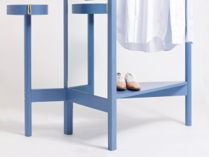 Another Country Clothes Horse