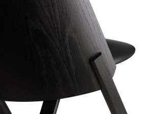 E15 EC05 That Lounge Chair